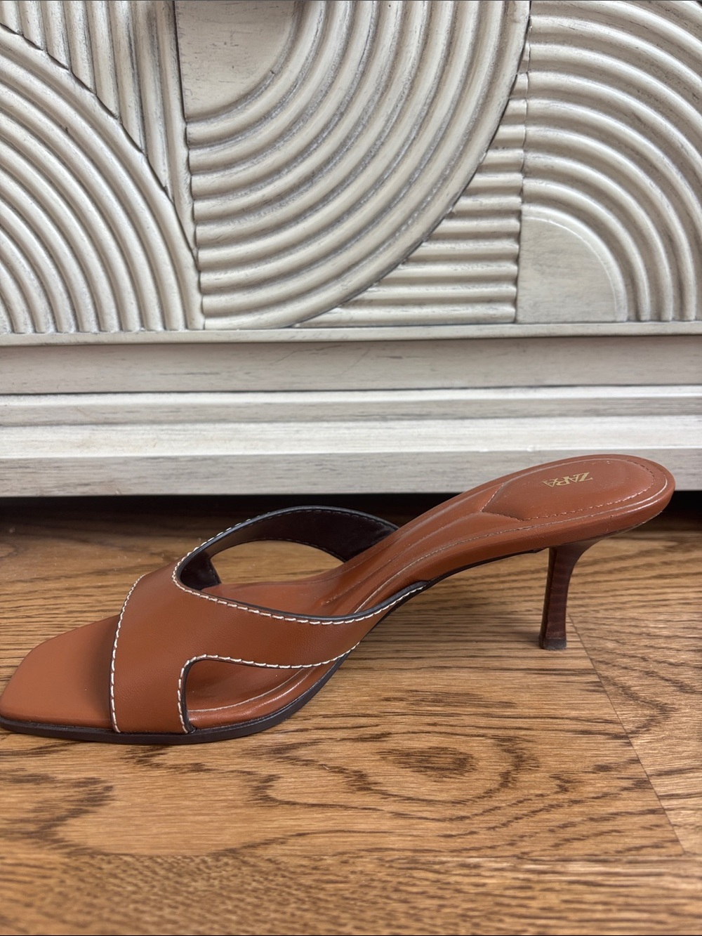 Zara Tan Brown Leather Slide Mules - Picture 2 of 3